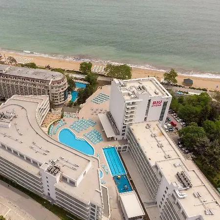 Astoria Golden Sands
